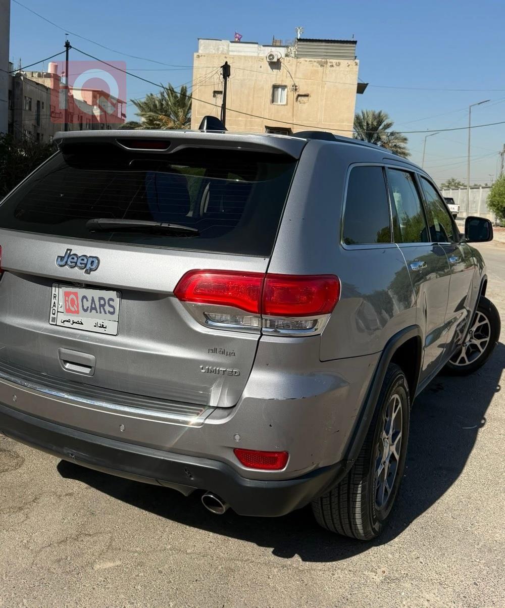 جيب جراند شيروكي